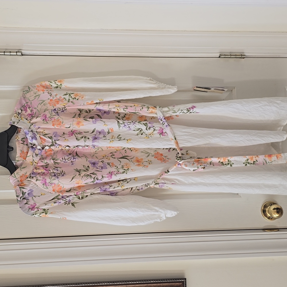 52SEVEN BRAND WOMEN'S PLUS WHITE AND PURPLE LINED FLORAL DRESS SIZE 14W - Picture 2 of 16